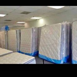 Queen bed pillow top can deliver new