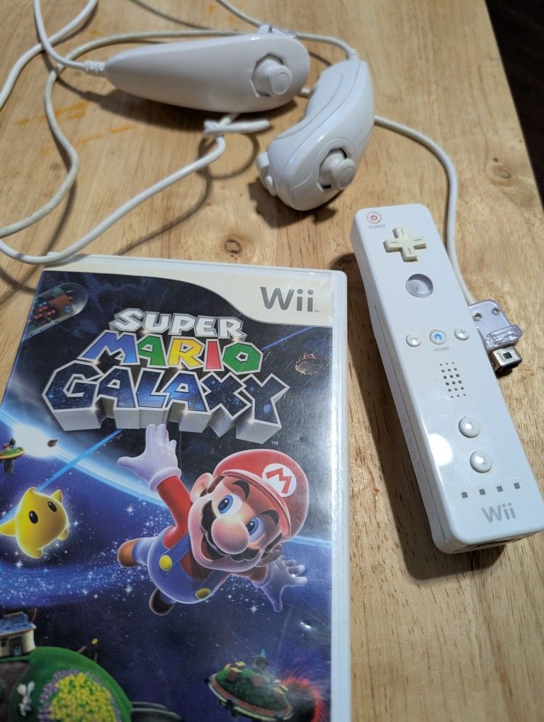 Mario Galaxy 2 Controllers 2 Nun Chunk