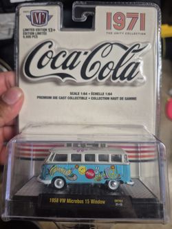M2 Machines Volkswagen microbus 15 window