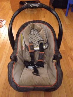 Graco car seat