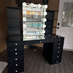 Black Vanity Set With Bluetooth