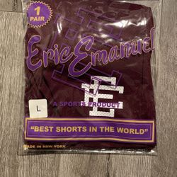 Eric Emanuel Shorts LARGE 🔥