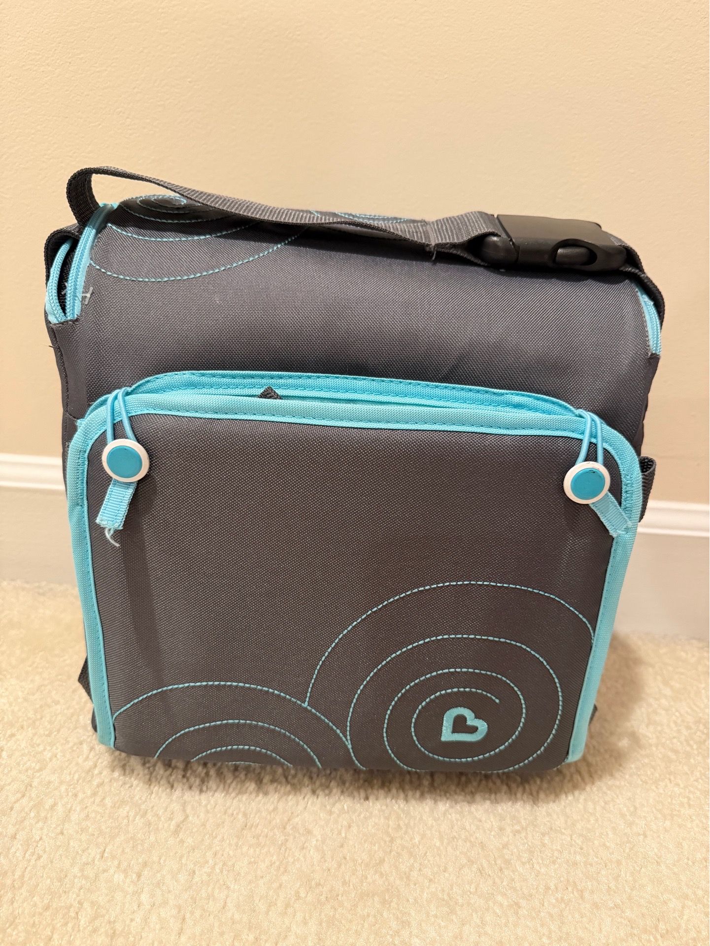 Munchkin® Brica® Go Boost™ Toddler Booster Seat - like new!