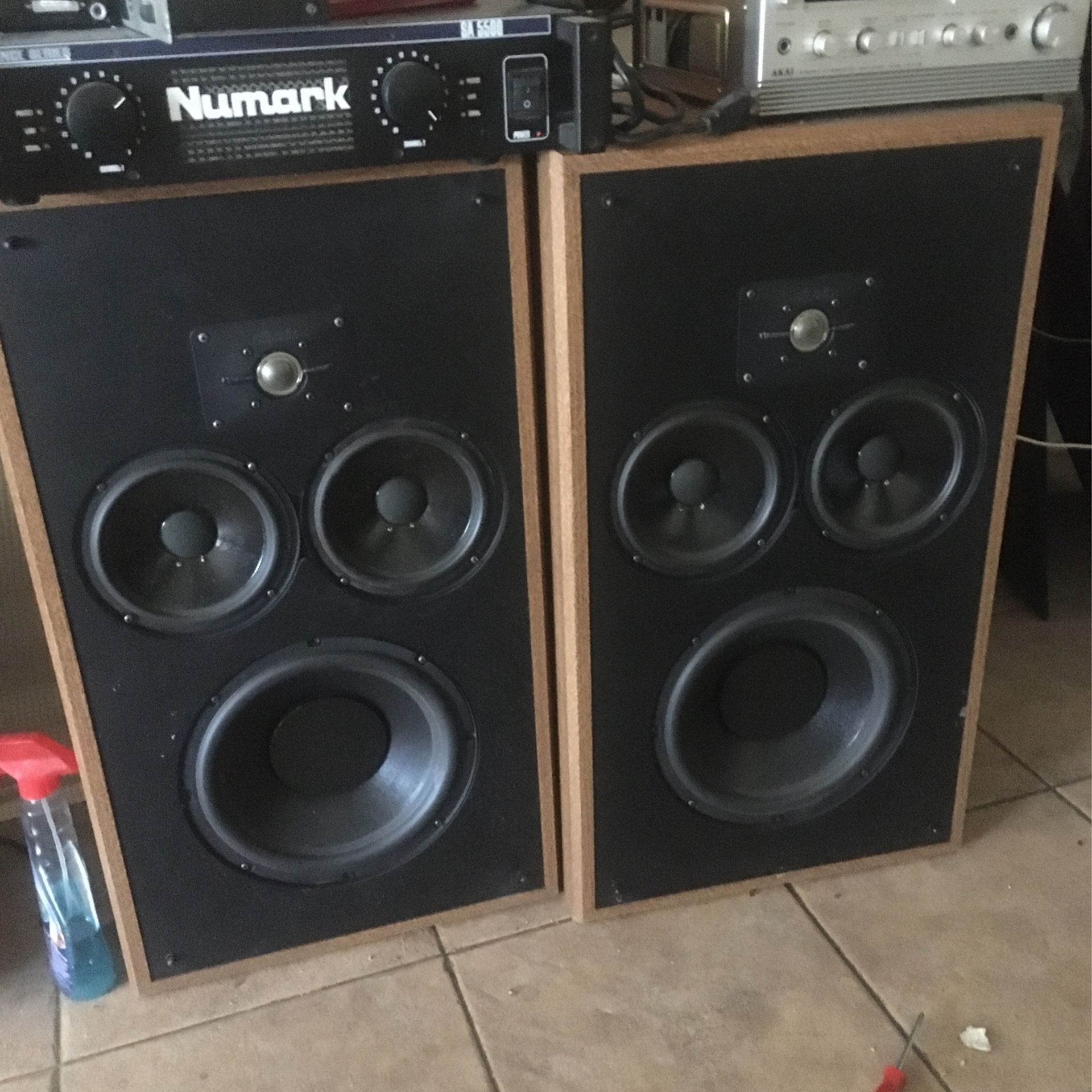 Vintage Polk Audio Monitor.series 10 Speakers