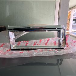 LH Side Headlamp Bezel