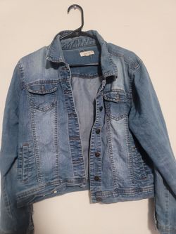 C'est Toi brand light-wash distressed denim jacke