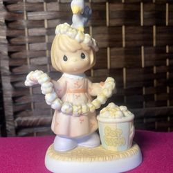 Precious Moments- Things Are Popping at Our House This Christmas