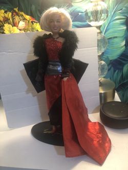 Vintage Hollywood Marilyn Monroe 12in Doll With Stand /certificate Of Authenticity