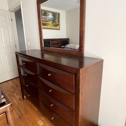 Wooden Dresser With Mirror 
