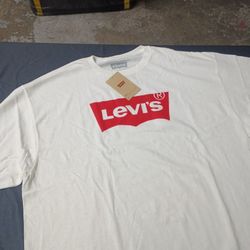 LEVIS (XL) Long Sleeve