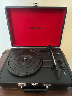 Record player and vinyls