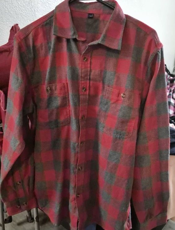 DESIGN IN ITALY Men's Red Gray Plaid Soft Fleece / Flannel Shirt Jacket SIZE L