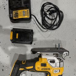 Dewalt XR 20 Variable Speed Cordless Jigsaw w/Battery and Charger