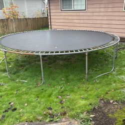 Trampoline