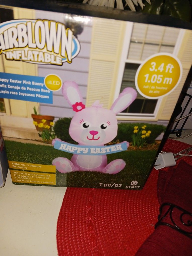 New In Box Blow Up Bunny Yard Home Decor 12 Firm