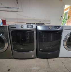 Different color Maytag Washer And Dryer Set
