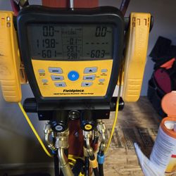 FIELDPIECE SM480V DIGITAL 4 PORT REFRIGERANT GAUGES