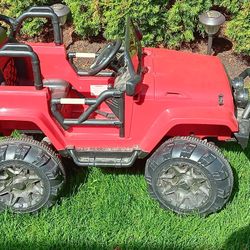New battery new charger Kids power wheel ride on 12 volt. 23 MILE AND CARD MACOMB TWP MICHIGAN 