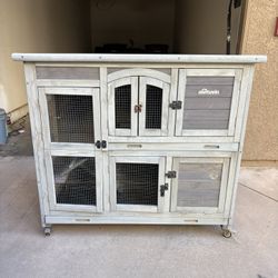 Rabbit Hutch house