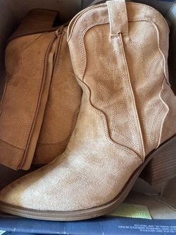 Women’s boots