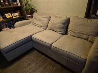 Free sectional color baige
