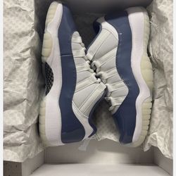Jordan 11s 