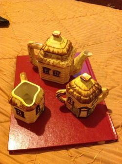Vintage 3 piece ceramic tea pot