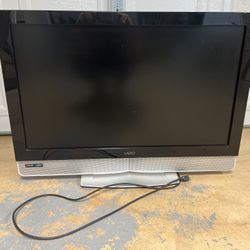 37-Inch Vizio VX37L 720p HDTV Widescreen LCD TV (Black/Gray)