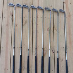 Tour Model II Red Dot 9 Iron / RH 36.5" Regular Flex Graphite.