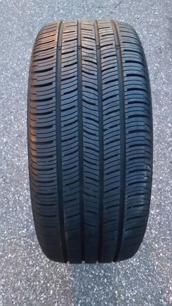Continental tire 225/50R17