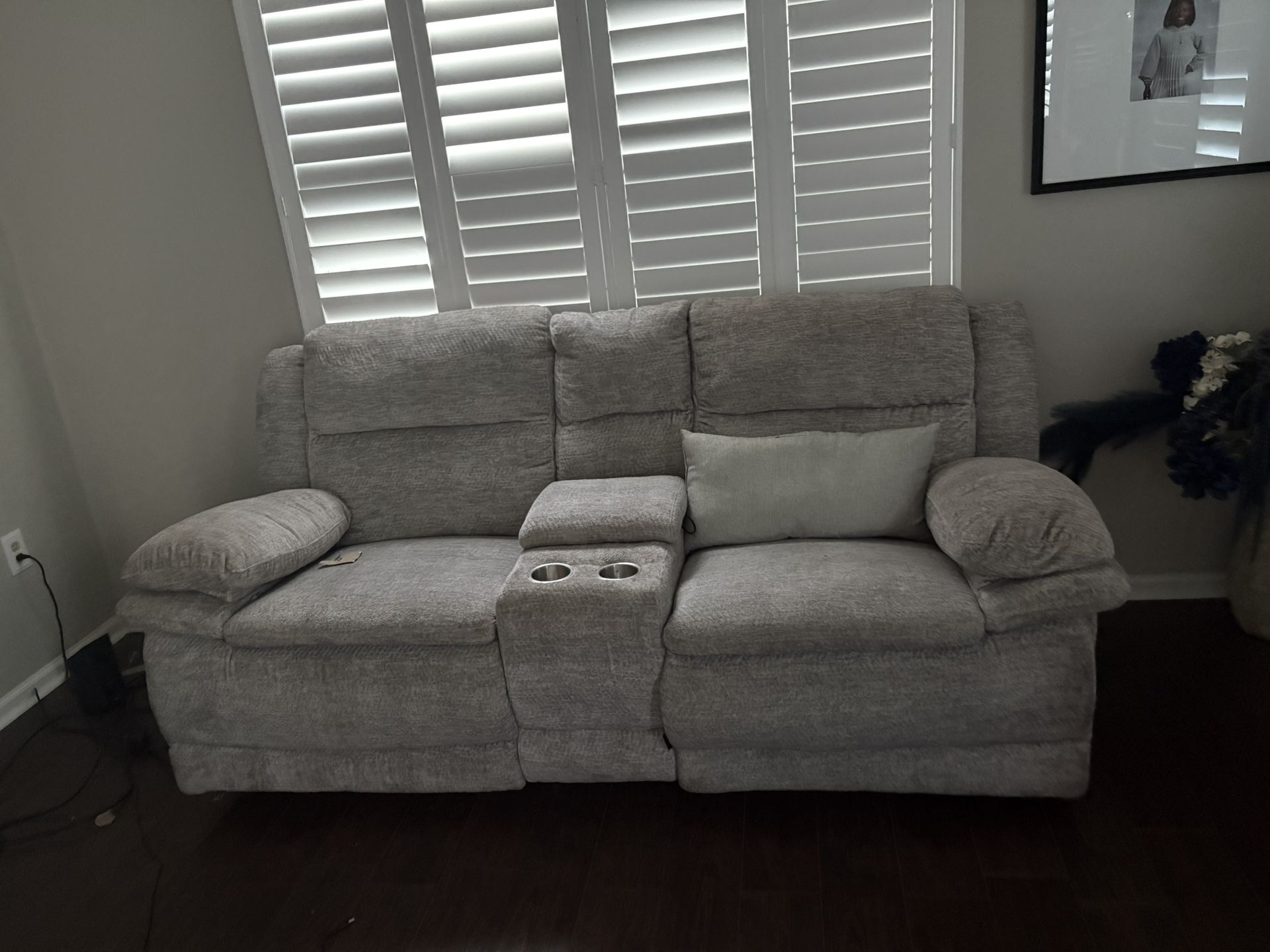 Recliner Couch Set