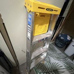 4ft Aluminum Ladder $20 Pick Up Today Fallbrook 