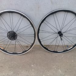 STARZ 700 C. ALLOY 7 GEARS $30