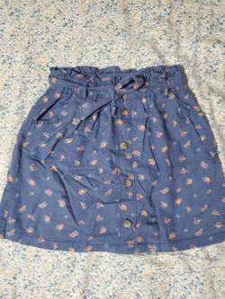 Girls Size 14/16 Skirts And Shorts