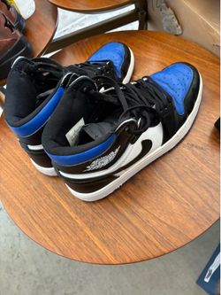 Jordan 1 retro high OG royal toe