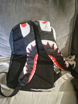 BAPE (A Bathing Ape) Split Camo Shark Daypack / Shark Backpack.9749e1