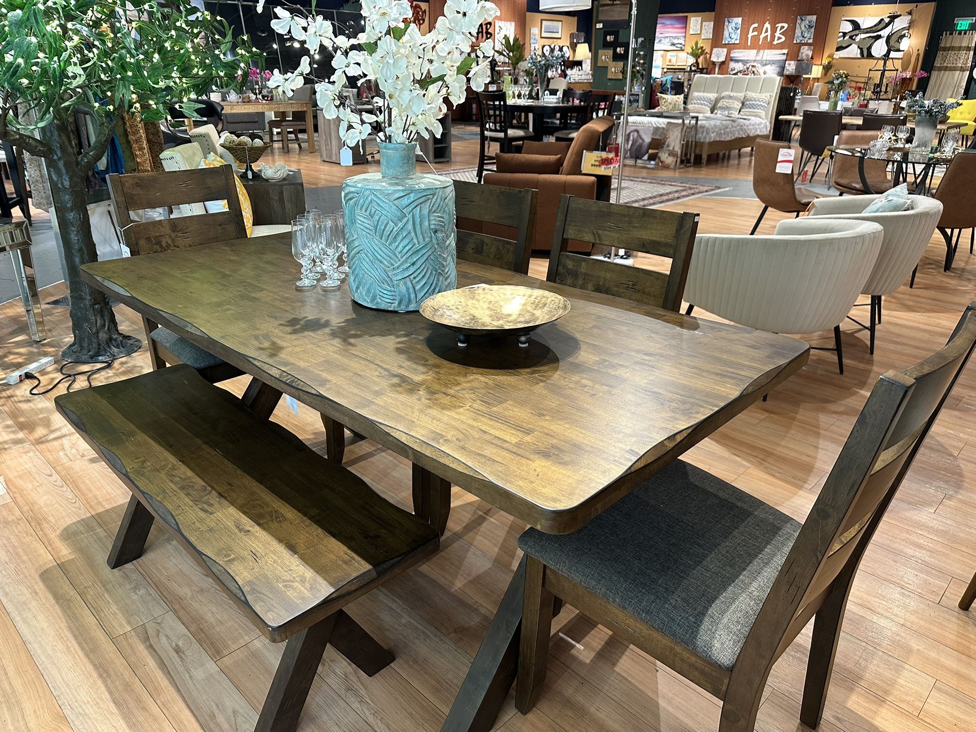 Solid Wood Dining Table/ Live Edge Dining Table/ Dining Table
