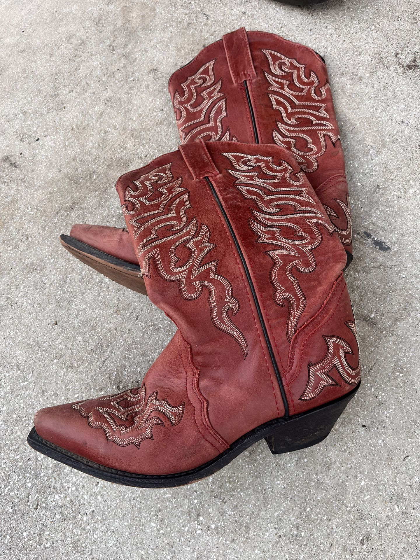 Women’s Size 7.5 Cowgirl Boots RC5001