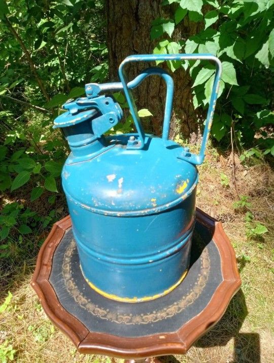 Vintage G@S SAFETY CAN