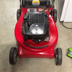21 Inch Briggs And Stratton Self Propelled Lawn Mower