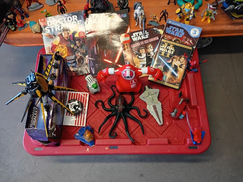 741....More More Action  Figurines 