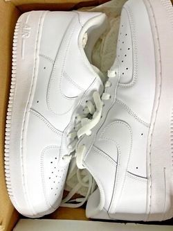 NIKE AIR FORCE 1