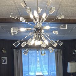Chandelier 
