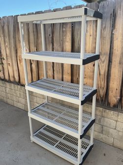 Storage Shelf Unit - FREE