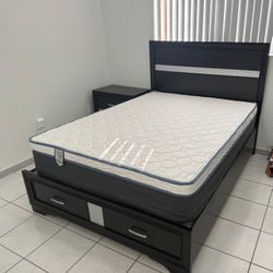 Brand new bedroom set, excellent quality ✨ Includes Queen bed with LED headboard, 2 nightstands, dresser with mirror and chest. Modern design, very el