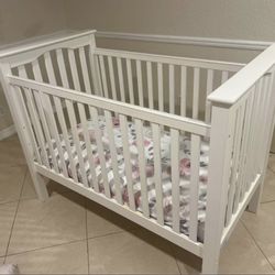 Pottery Barn Kendall Crib