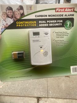 First Alert Carbon Monoxide Alarm with Digital Display