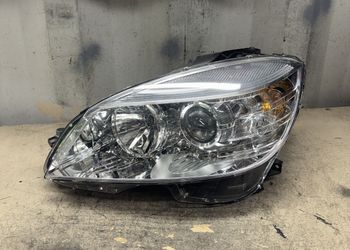 2008 2009 2010 2011 Mercedes-Benz C250 C300 C350 Left Driver Side Headlight OEM