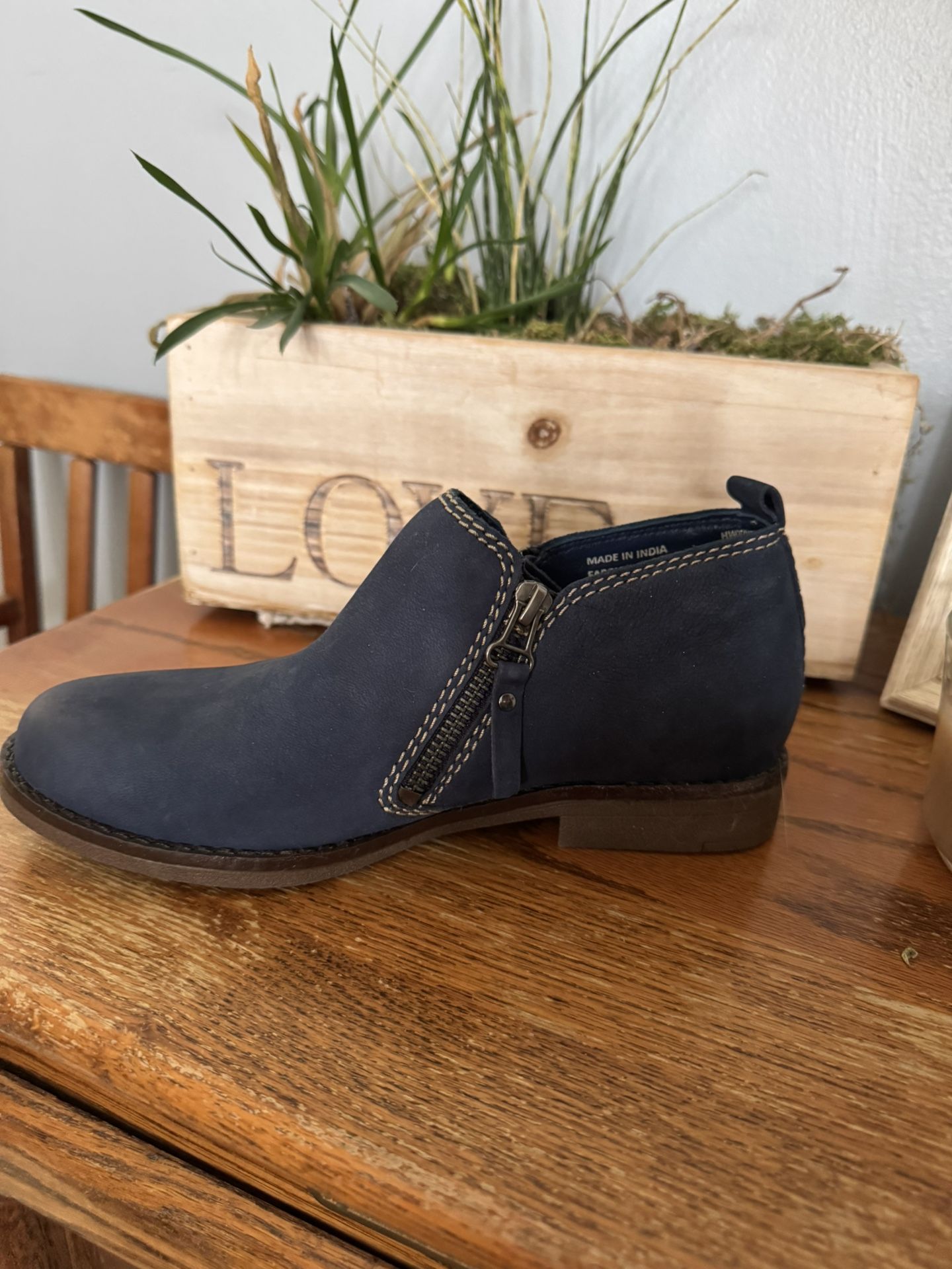 Hushpuppies Navy Blue Leather Boots Amazon.com | Hush Puppies Women main image 3