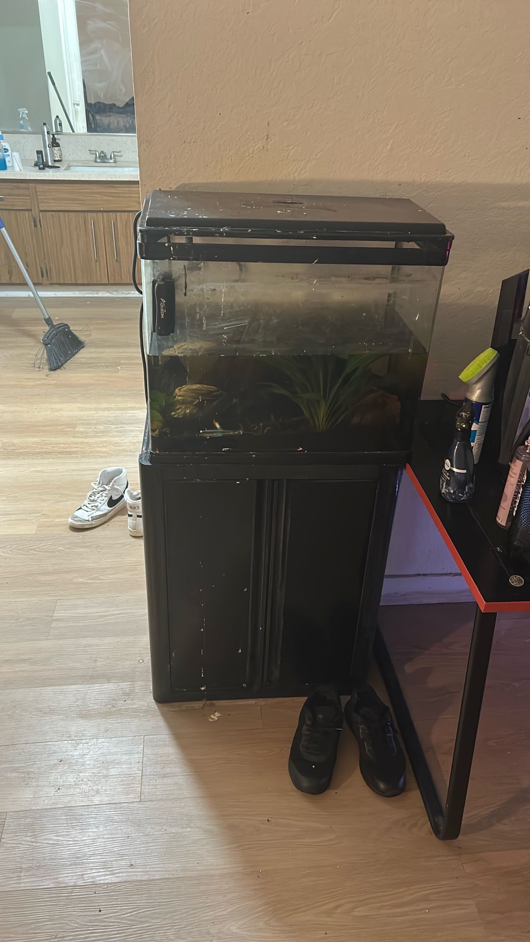 30 Gallon Fish Tank